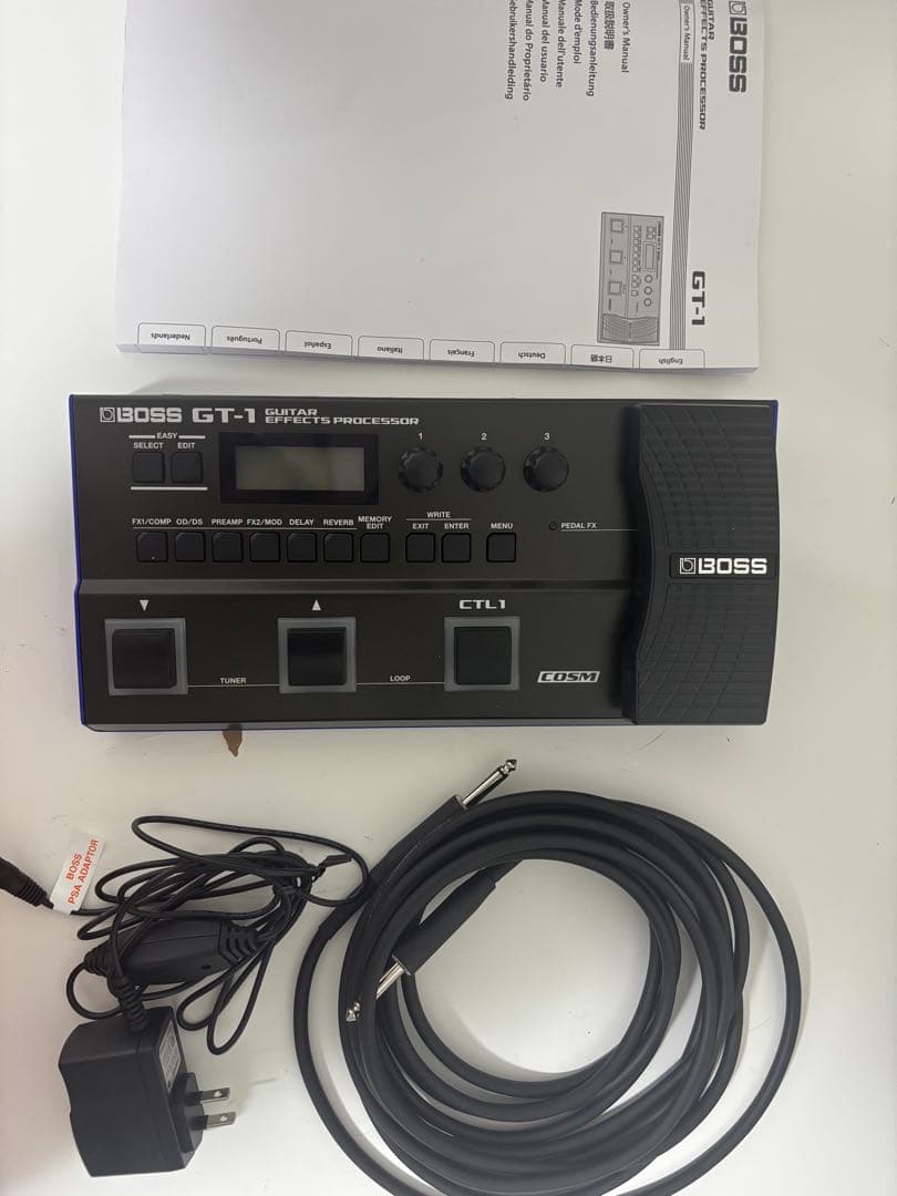 GT-1 BOSS マルチエフェクター