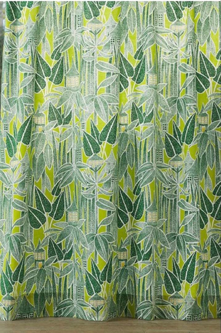 MOOMIN天然素材100％・非遮光カーテン＜旅の途中 グリーン＞