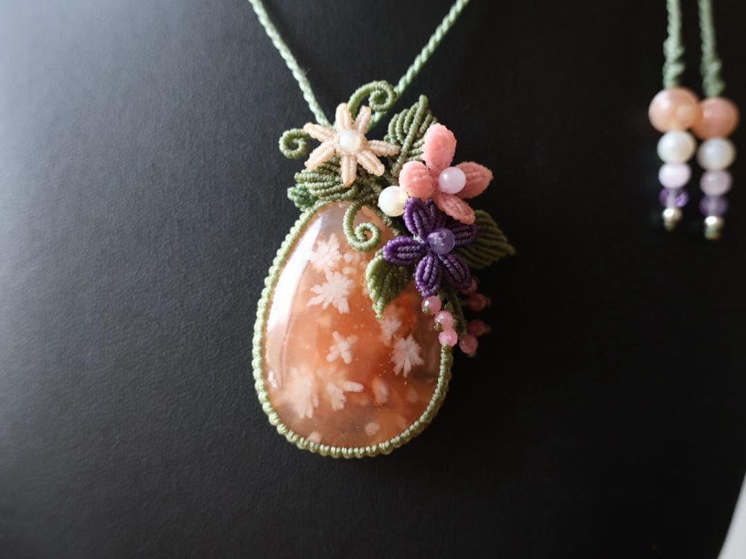 桜瑪瑙　マクラメ　ネックレス