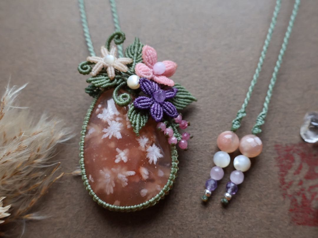 桜瑪瑙　マクラメ　ネックレス