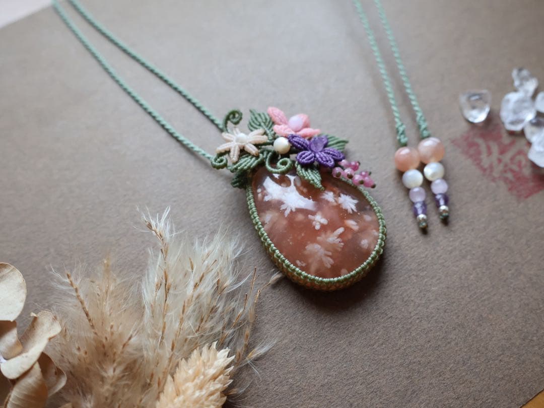 桜瑪瑙　マクラメ　ネックレス