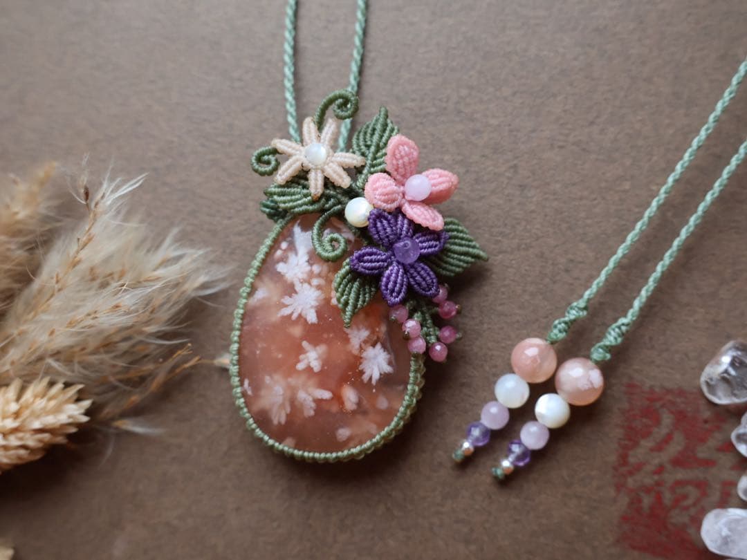 桜瑪瑙　マクラメ　ネックレス