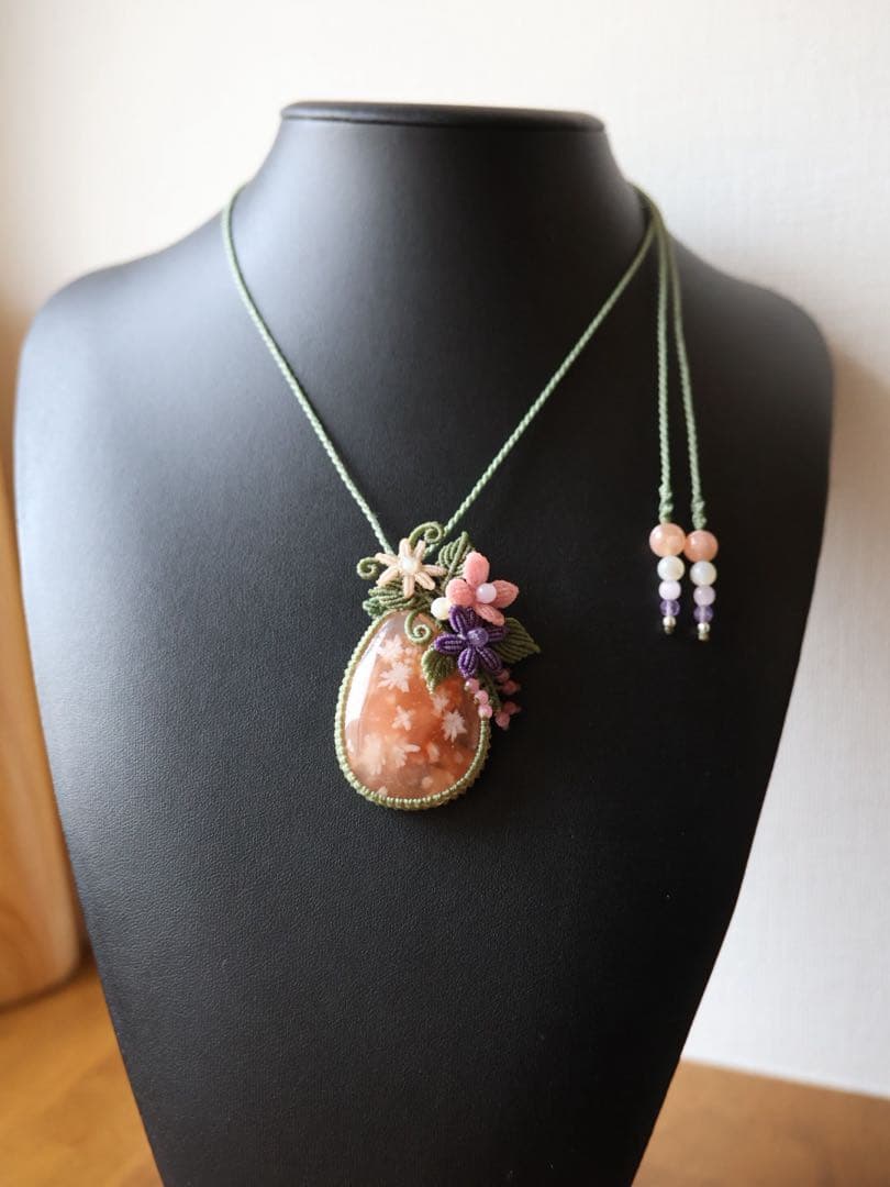 桜瑪瑙　マクラメ　ネックレス