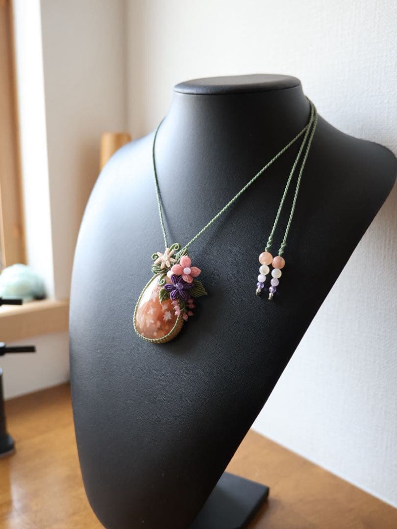 桜瑪瑙　マクラメ　ネックレス