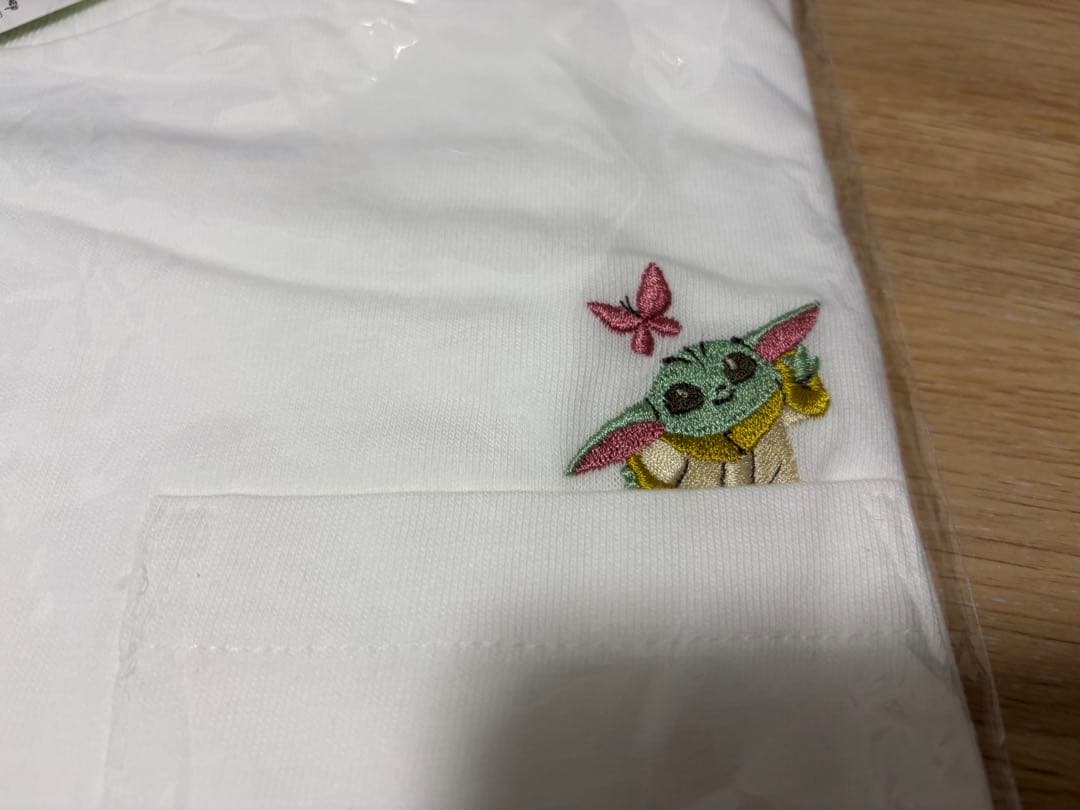 スターウォーズ マンダロリアン グローグー 刺繍 半袖Tシャツ M 白 ホワイト