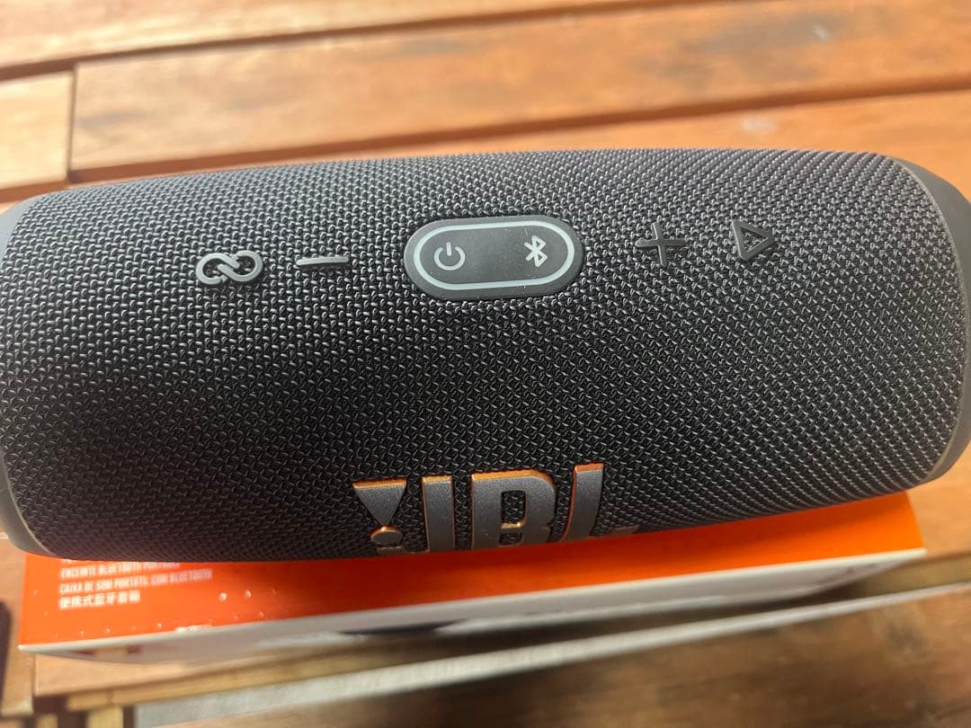 JBL Charge 5 ワイヤレススピーカー ブラック