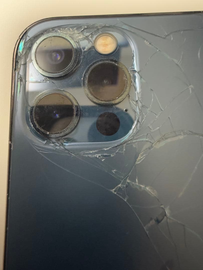 スマートフォン本体 iPhone12 pro 256gb