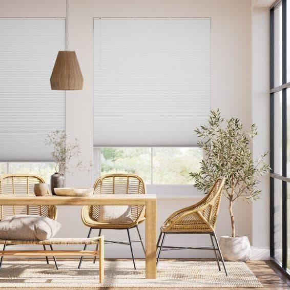 未使用　ハニカムシェード　ホワイト　149×92