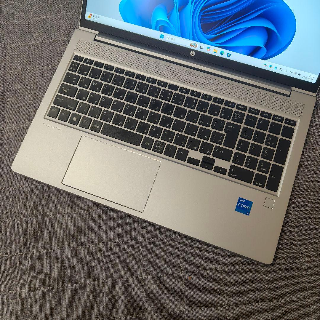 2024年8月 HP 美品 爆速 13世代i5 16GB 512GB 15.6