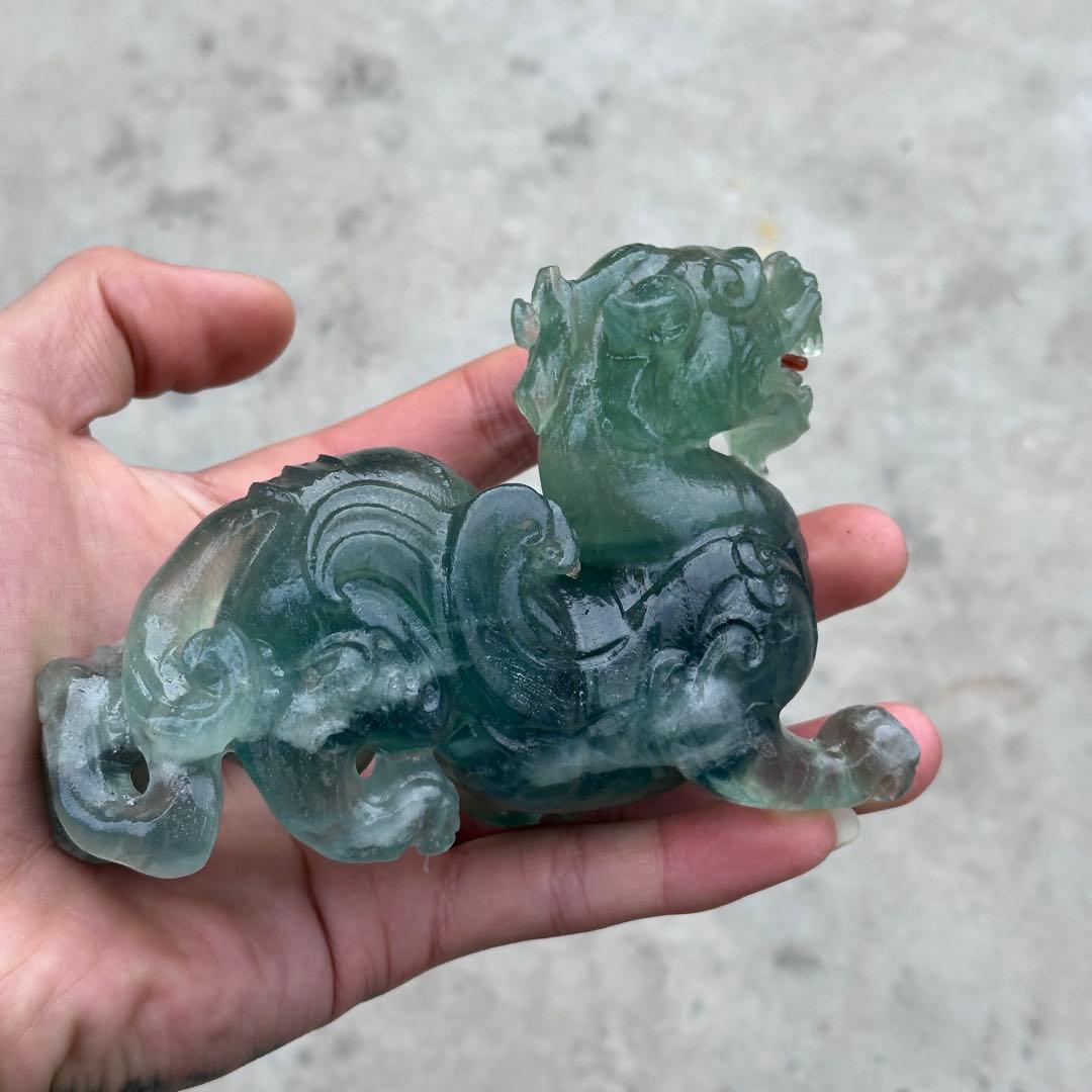 天然石フローライトの貔貅　置物　ご購入前に在庫確認必要G.831