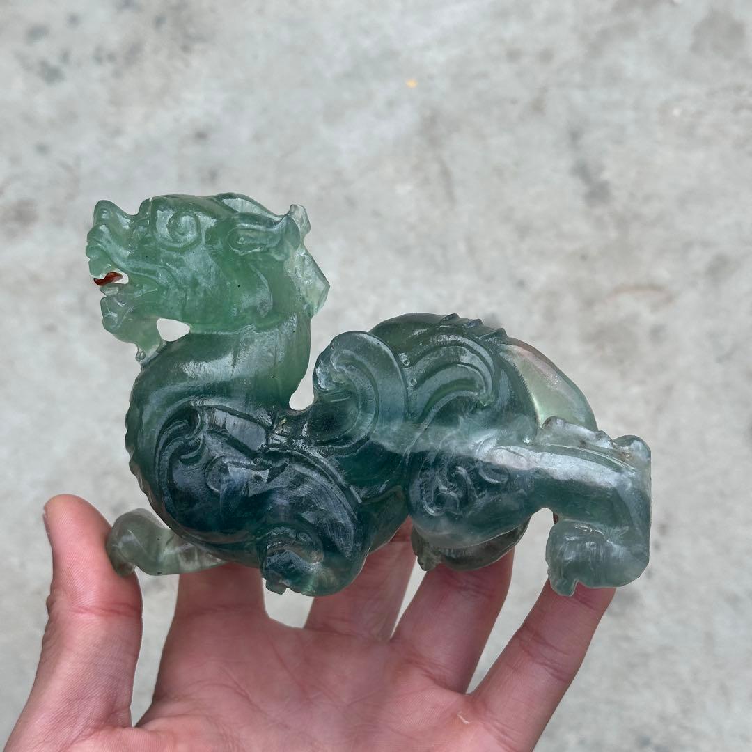 天然石フローライトの貔貅　置物　ご購入前に在庫確認必要G.831
