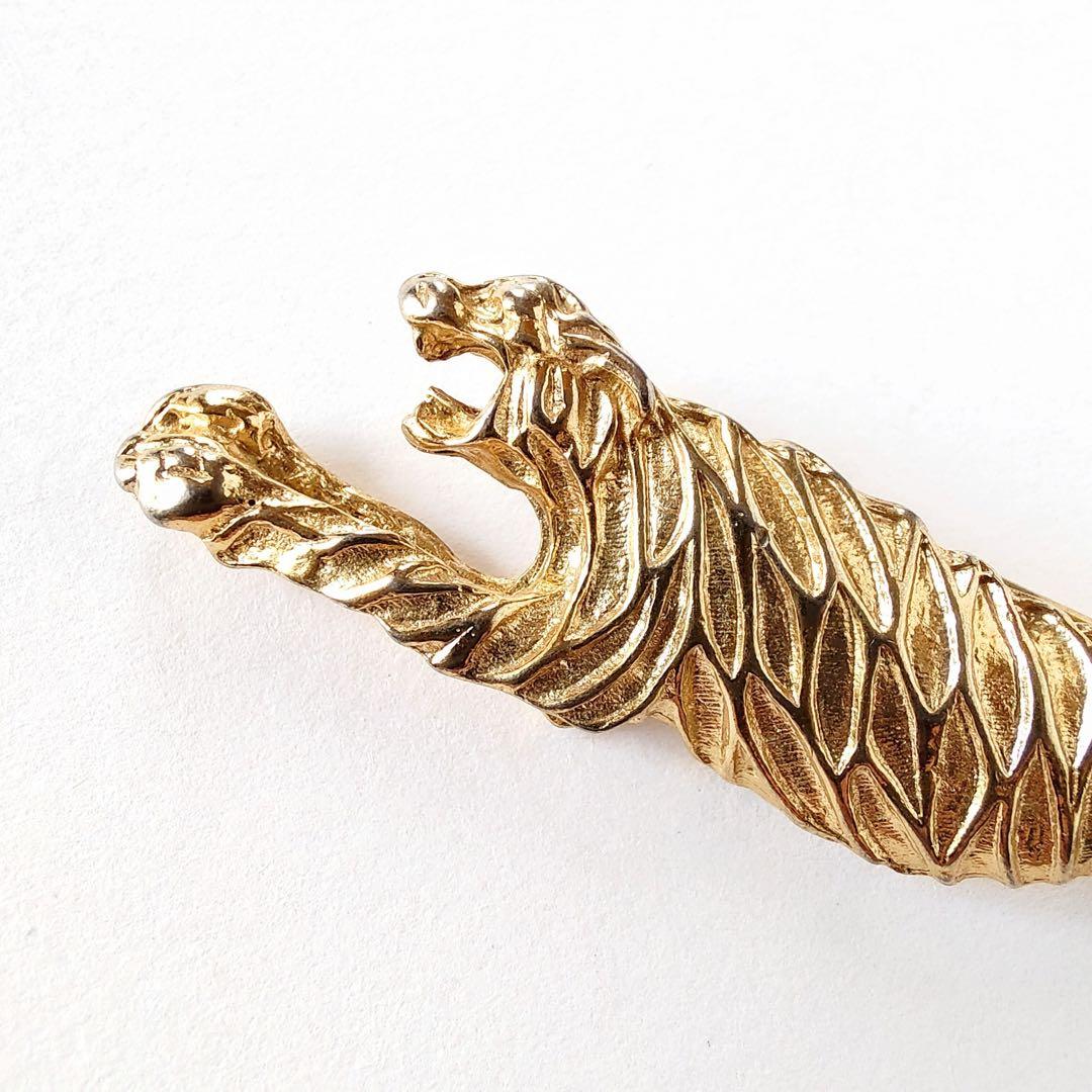 レア　gold running tiger ヴィンテージブローチ  2個セット