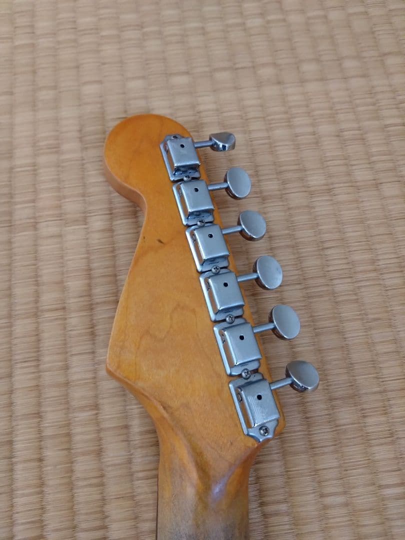 価格交渉ご自由に!ストラトキャスター　レリック　赤