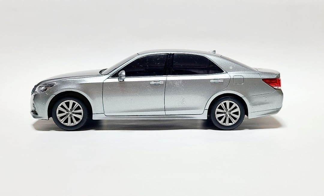 トヨタ 210系クラウンアスリートG後期カラーサンプル