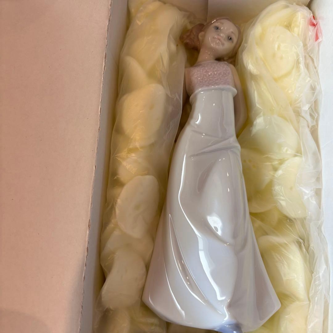 NAO リアドロ　ナオ　 Pretty smile 置物　箱付属