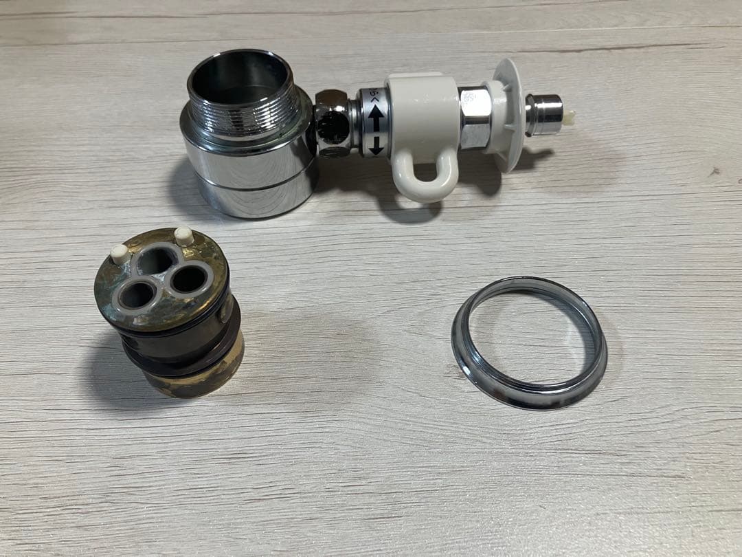 パナソニック　食洗機　分岐水栓　CB-SEF8