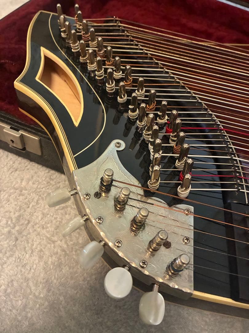 ドイツ製チター Walter E. Sandner S1ケース・調律キー付