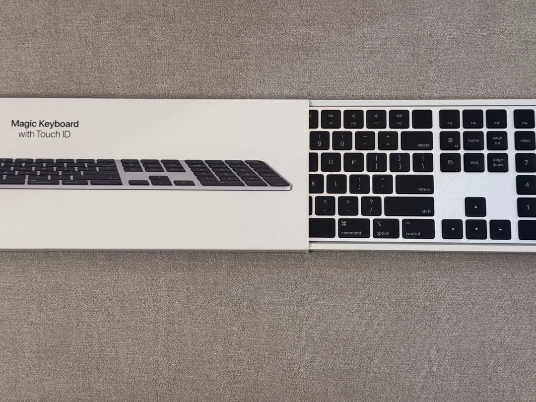 【限定値下げ】Magic Keyboard with Touch ID US配列