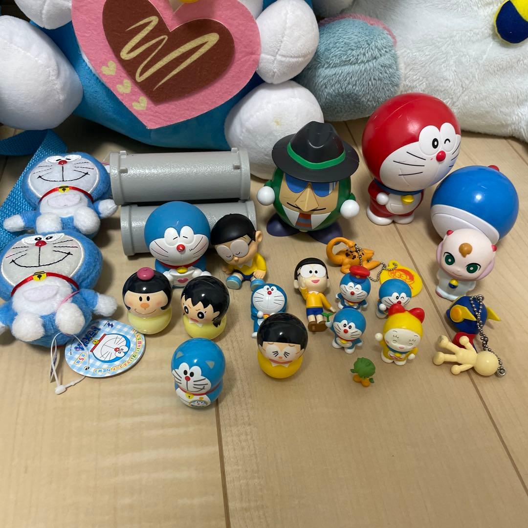 ドラえもん　ぬいぐるみ　フィギュア　グッズまとめ売り