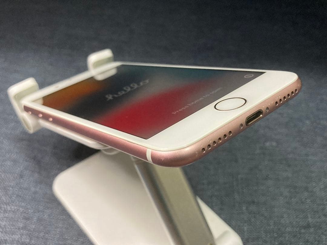 iPhone7 正常動作品 SIMフリー 残債無し ロック解除済み 送料込み！