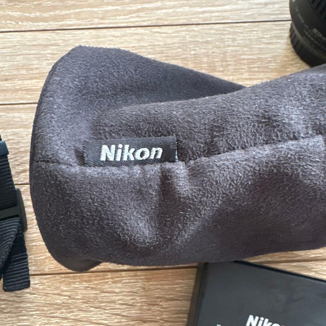 nikon 一眼レフ　d3200 55-200mmレンズ　18-55mmレンズ