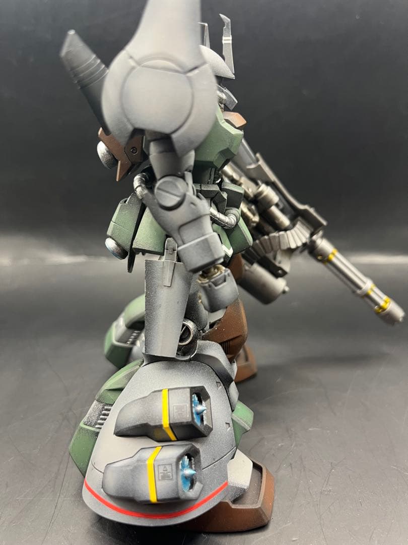 HG1/144　グフフライトタイプ(ガンダムベース限定品）全塗装完成品