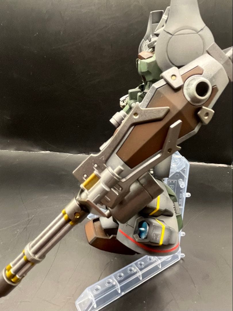 HG1/144　グフフライトタイプ(ガンダムベース限定品）全塗装完成品