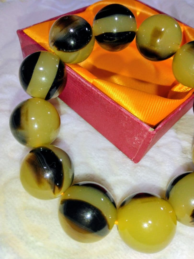 良質素材　チベット産　魔除け天然ヤクの角牛角　一眼ブレスレット