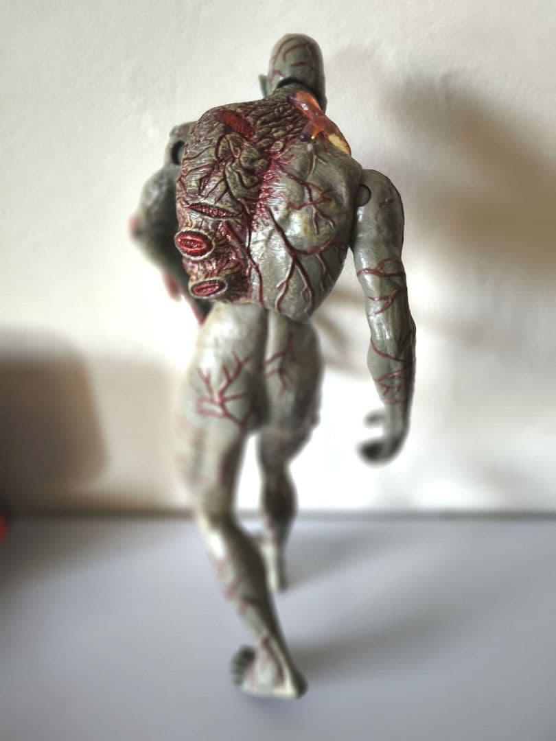 バイオハザード　タイラント　NECA フィギュア　biohazard