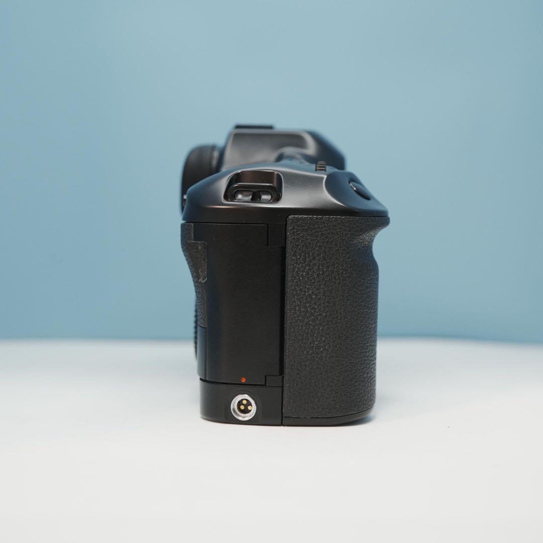 Canon EOS-1 フィルムカメラ 美品 a3755