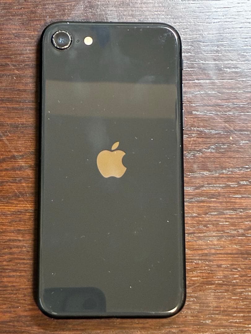 iPhoneSE2 ブラック　128G SIMロック解除済み