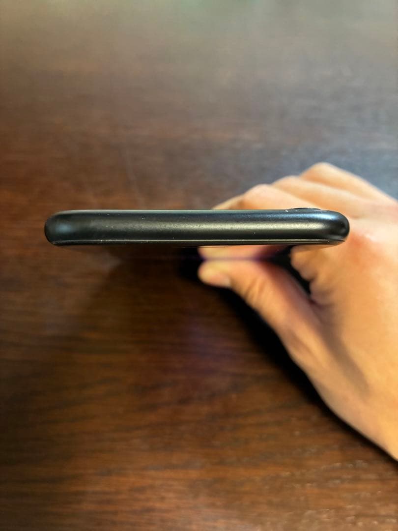 iPhoneSE2 ブラック　128G SIMロック解除済み