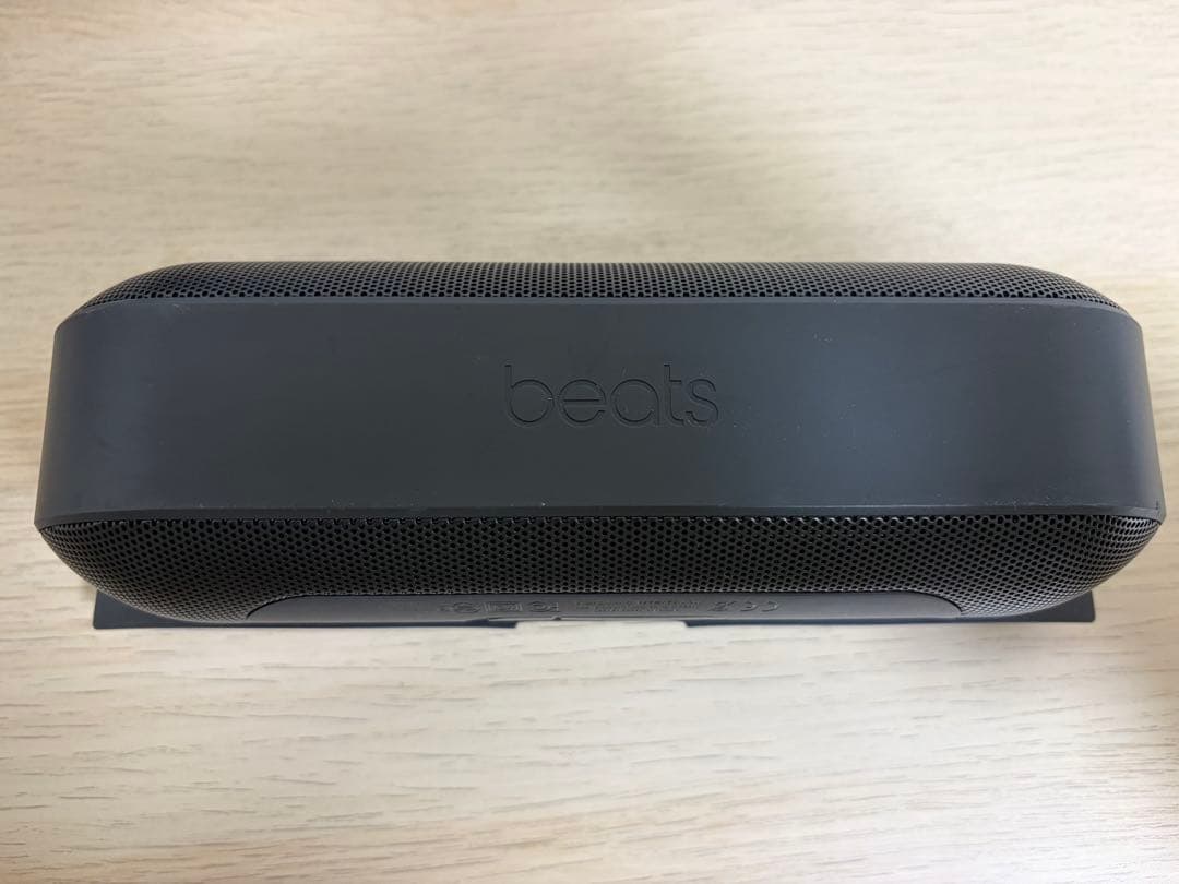 beats pill+ ブラック