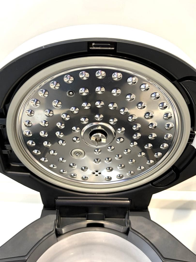 SHARP シャープ ヘルシオ HEALSIO ホットクックKN-HW24G-W