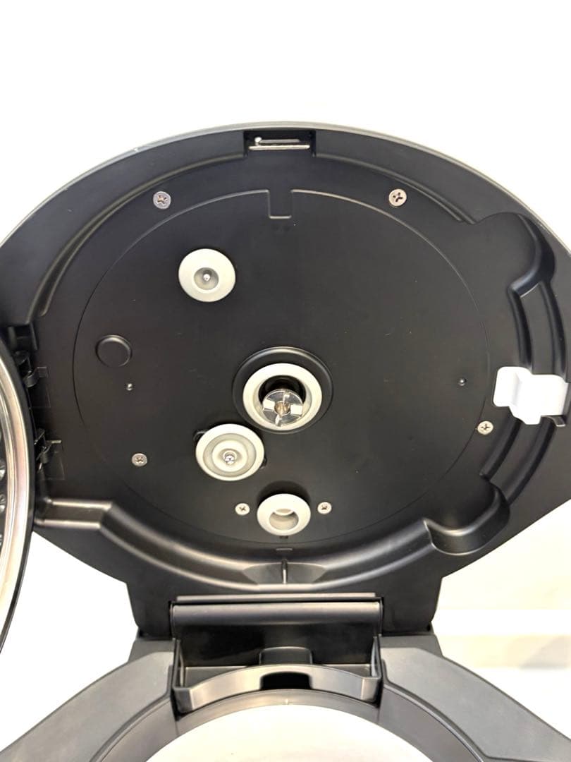 SHARP シャープ ヘルシオ HEALSIO ホットクックKN-HW24G-W