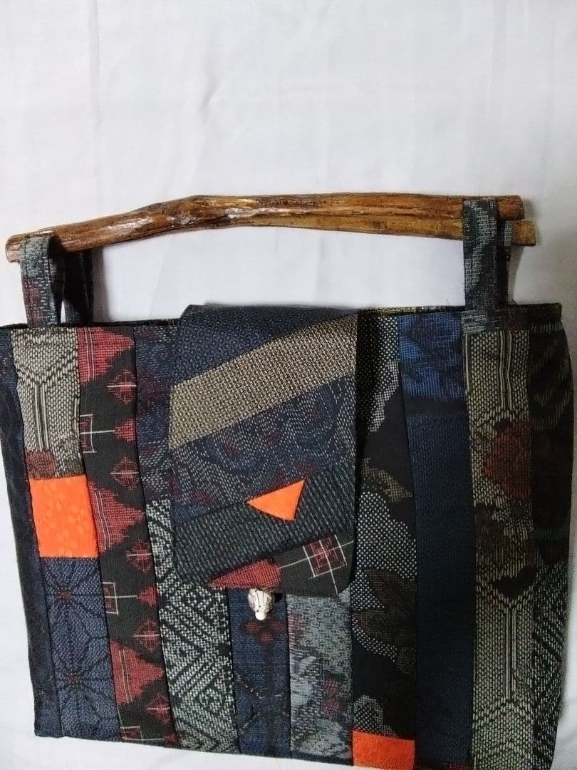 古布襤褸　大島紬　大島紬のパッチワーク手提げ　木の取っ手