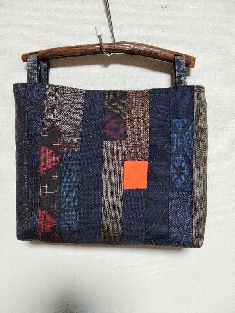 古布襤褸　大島紬　大島紬のパッチワーク手提げ　木の取っ手