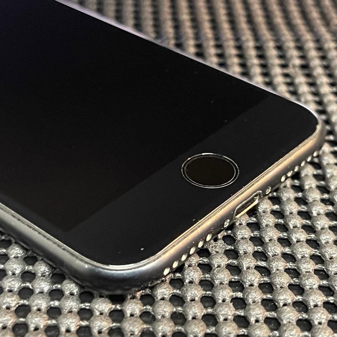 N162 iPhoneSE2 64GB ブラック SIMフリー