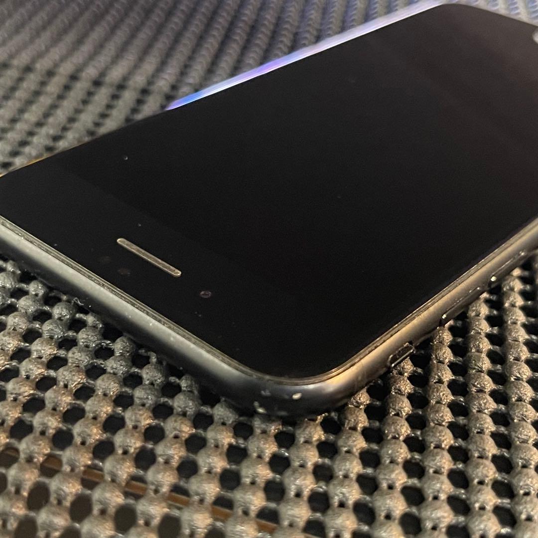 N162 iPhoneSE2 64GB ブラック SIMフリー