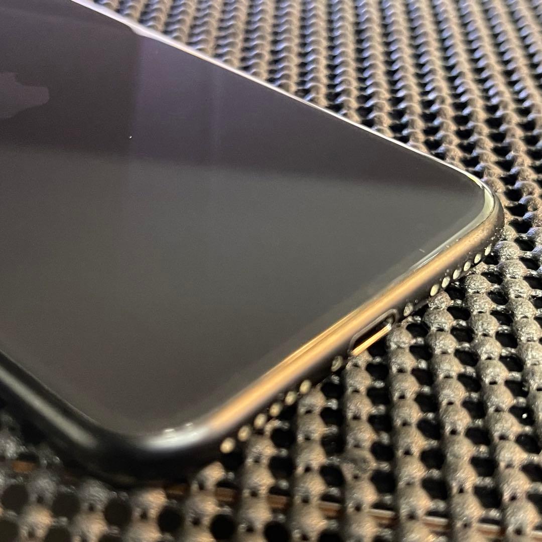 N162 iPhoneSE2 64GB ブラック SIMフリー