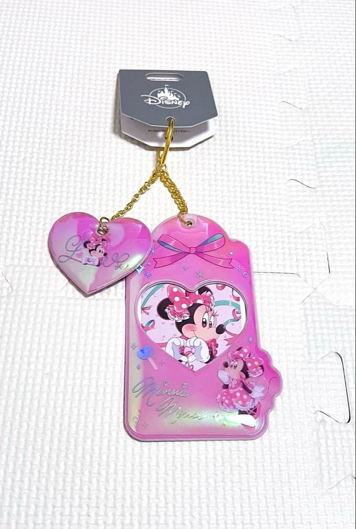 MINNIE DAY 2026 カードホルダー チャーム ミラー ステッカー
