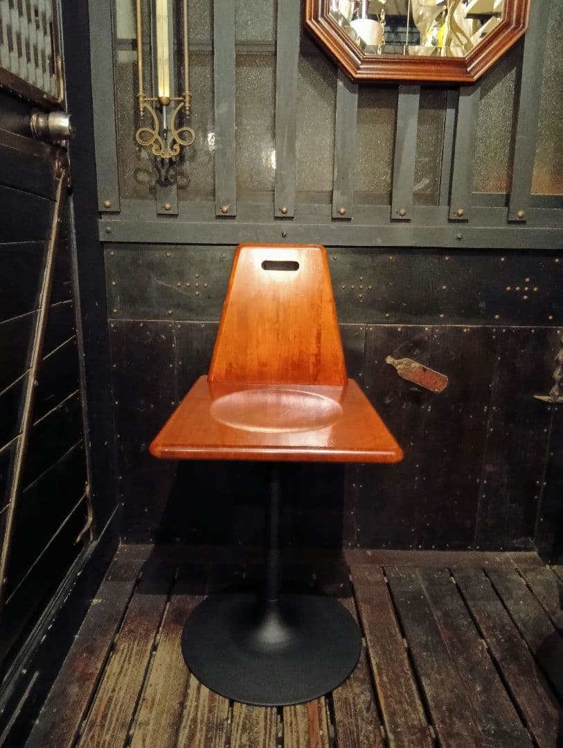 1970's　ミッドセンチュリーモダン　回転式　アイアン　フレーム　ウッドチェア