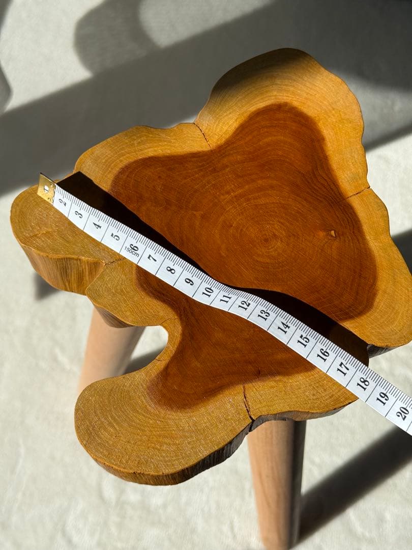 ミニ　コーヒーテーブル　サイドテーブル　一枚板(k023)一点もの