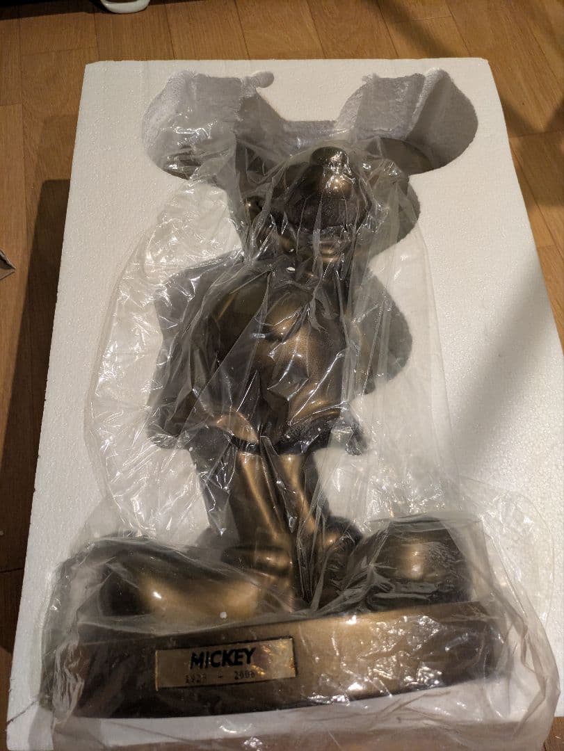 Disney ミッキーマウス 置物在庫わずか