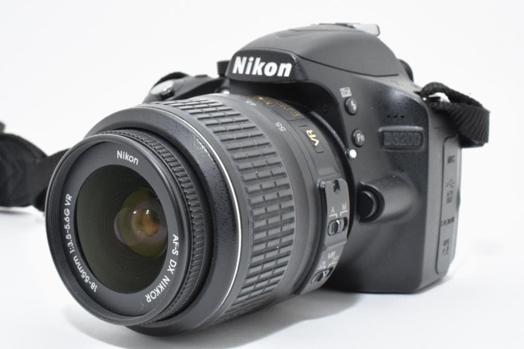 Nikon ニコン D3200 レンズキット デジタル一眼カメラ