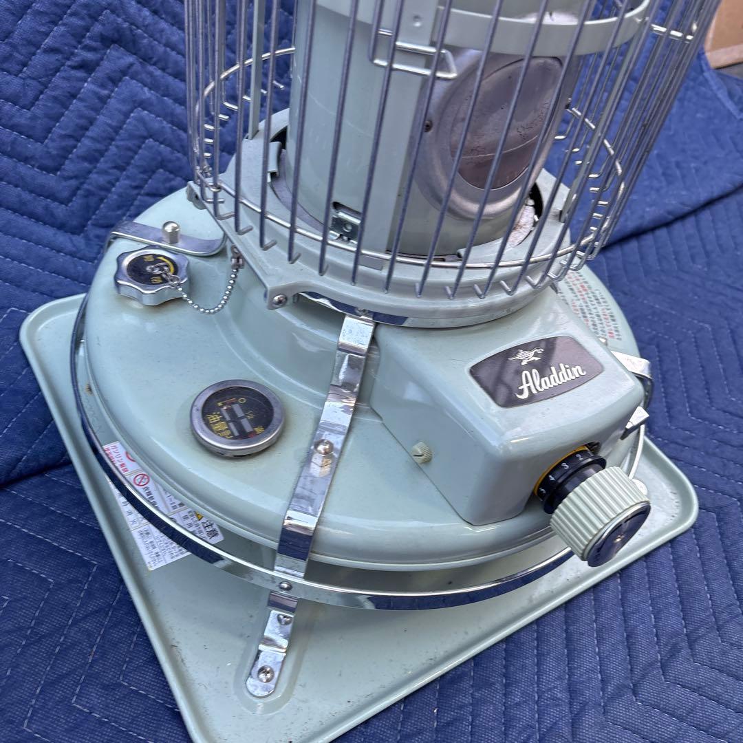 J*o様 Aladdin ミントグリーン 石油ストーブ