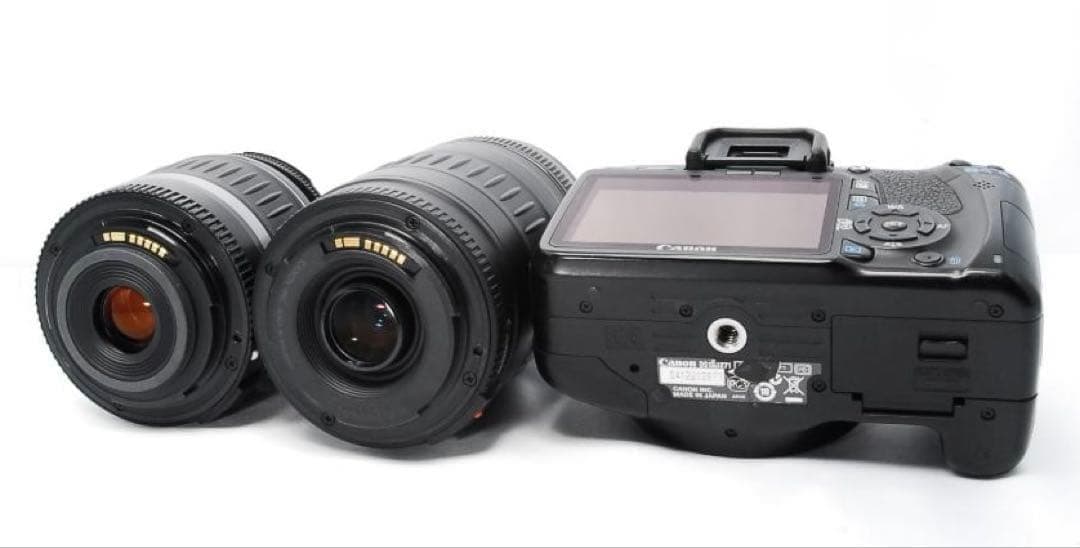 ✨Canon Kiss X4✨キャノン✨ダブルレンズ✨入門モデル✨大特価