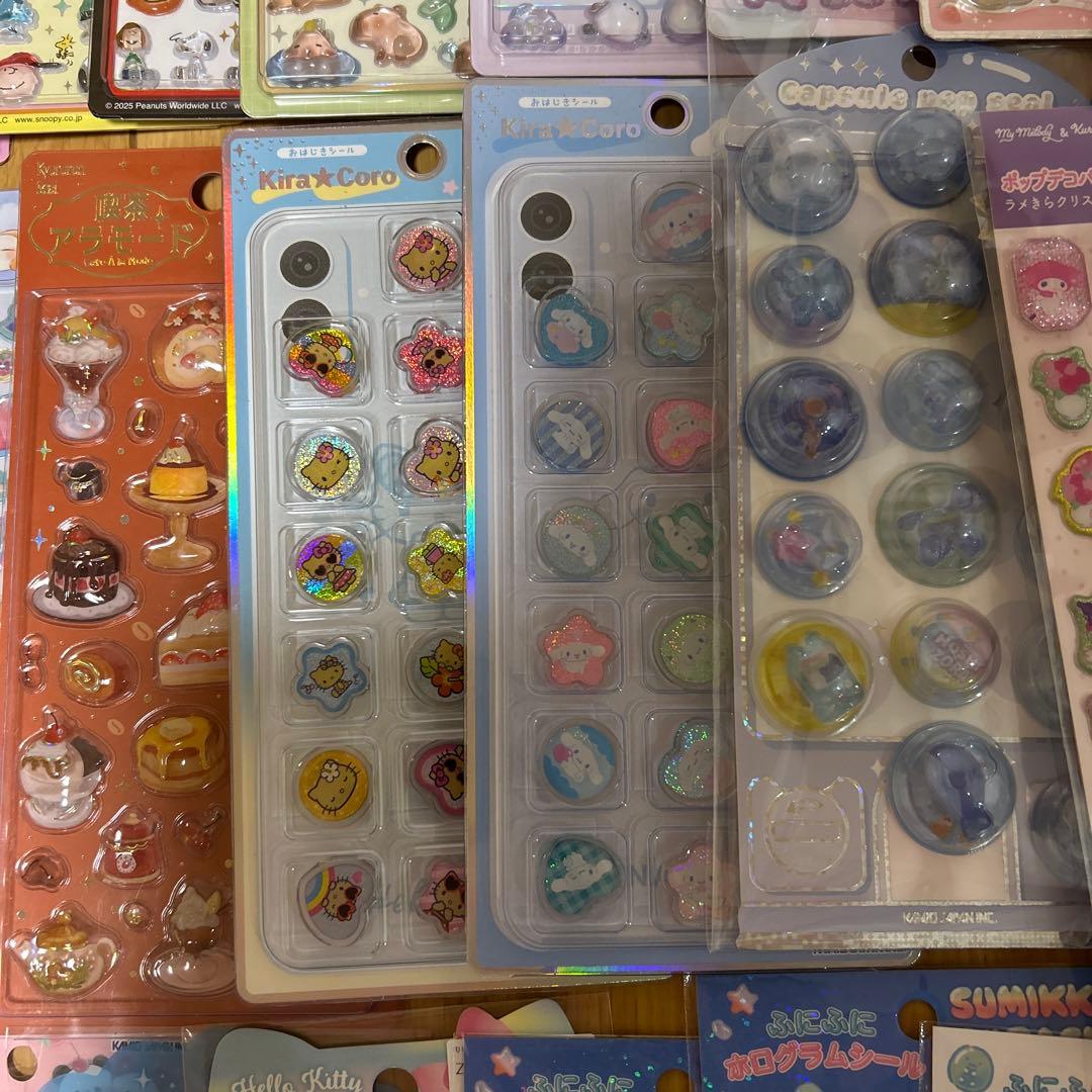 ディズニー サンリオ ちいかわ スヌーピー ボンボンドロップシール80点 正規品