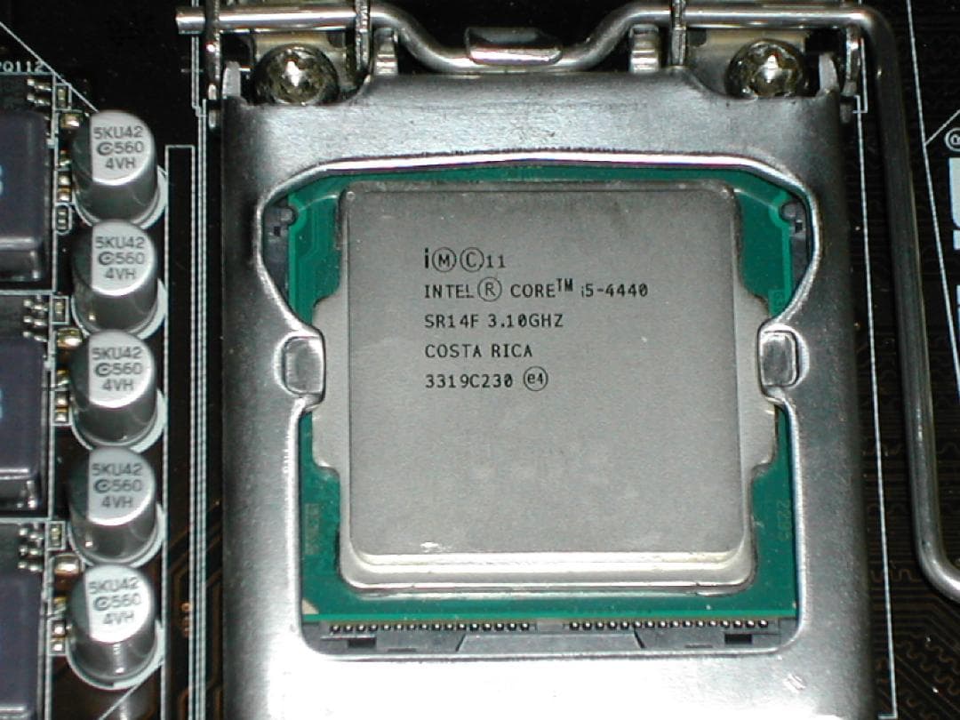 ASUS　H81I-PLUS　LGA1150　i5 4440　4Gメモリ2枚付き