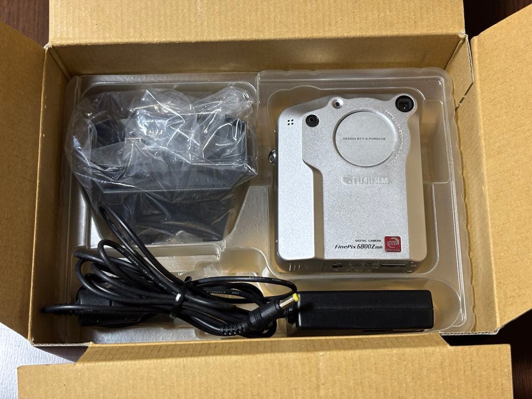 FUJIFILM FinePix 6800Z 動作確認済み スマートメディア付き